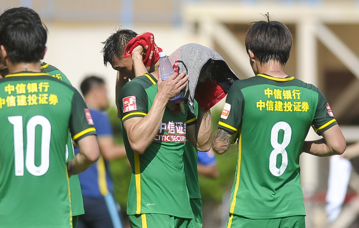 开云-贝弗利山庄的秘密1985